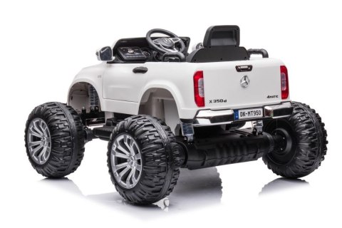 Auto Na Akumulator Mercedes DK-MT950 4x4 Biały Auto Na Akumulator Mercedes DK-MT950 4x4 Biały