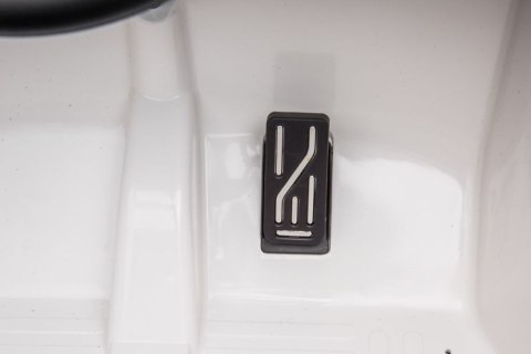 Auto Na Akumulator Mercedes DK-MT950 4x4 Biały Auto Na Akumulator Mercedes DK-MT950 4x4 Biały