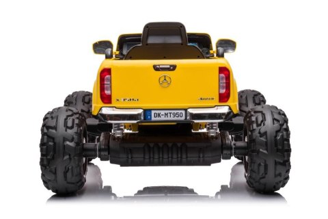 Auto Na Akumulator Mercedes DK-MT950 4x4 Złoto-Żółty Lakierowany Auto Na Akumulator Mercedes DK-MT950 4x4 Złoto-Żółty Lakierowany