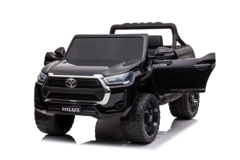 Auto Na Akumulator Toyota Hilux DK-HL860 Czarne Auto Na Akumulator Toyota Hilux DK-HL860 Czarne