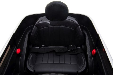 Pojazd na Akumulator BLT-688 Drift Biały Pojazd na Akumulator BLT-688 Drift Biały