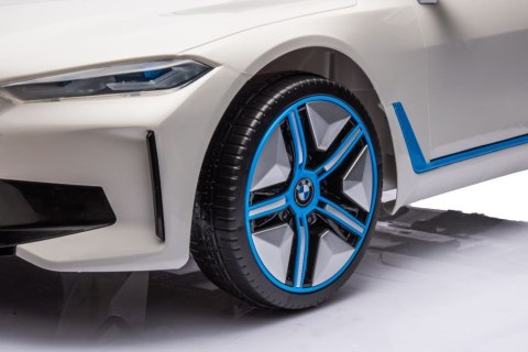 Auto Na Akumulator BMW I4 4x4 Białe Auto Na Akumulator BMW I4 4x4 Białe