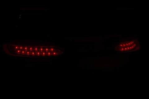 Auto Na Akumulator Mercedes AMG GT3 Biały Auto Na Akumulator Mercedes AMG GT3 Biały