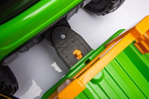 Traktor Na Akumulator BBH-030 Zielony Traktor Na Akumulator BBH-030 Zielony