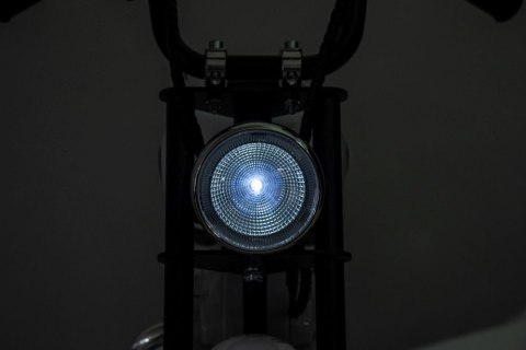 Motor Na Akumulator A9902 36V Biały Motor Na Akumulator A9902 36V Biały