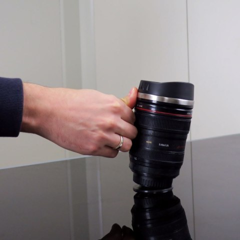 Froster Antygrawitacyjny Kubek Obiektyw